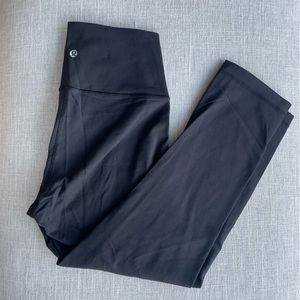 Lululemon cropped leggings